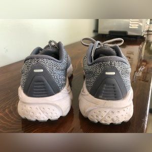 Women’s Brooks Sneakers